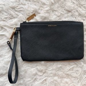 Anne Klein Black Leather Logo Lined Zip Wallet Wristlet Clutch Gold Classy
